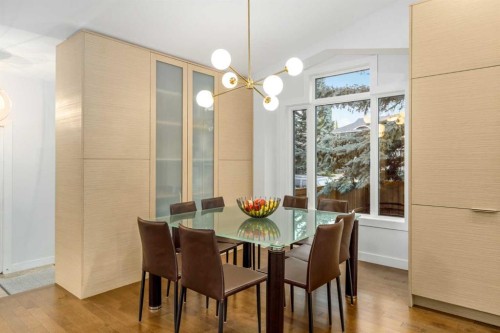 1414 Shawnee Drive, Calgary, AB - Indoor Photo Showing Dining Room