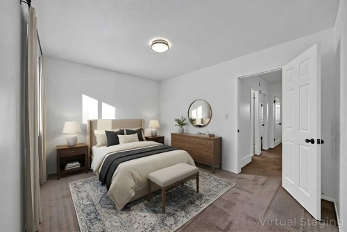 33-219 90 Avenue Se, Calgary, AB - Indoor Photo Showing Bedroom