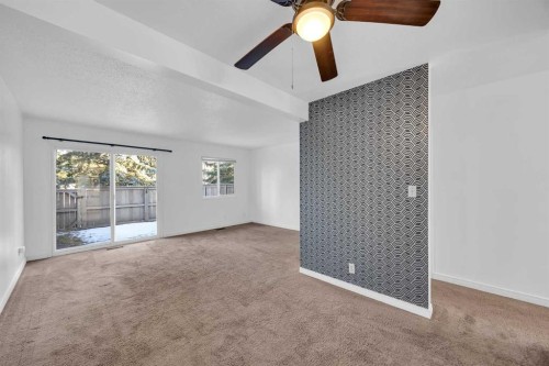 33-219 90 Avenue Se, Calgary, AB - Indoor