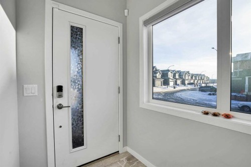 210 Lucas Close Nw, Calgary, AB - Indoor Photo Showing Other Room