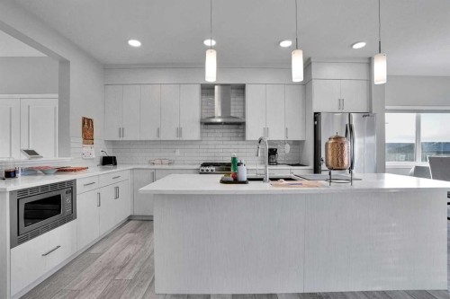 210 Lucas Close Nw, Calgary, AB - Indoor Photo Showing Kitchen With Upgraded Kitchen