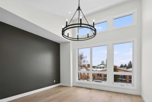 1137 41 Street Sw, Calgary, AB - Indoor Photo Showing Other Room