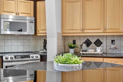 12069 Valley Ridge Drive Nw, Calgary, AB - Indoor Photo Showing Kitchen