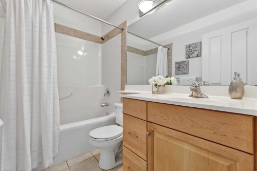 12069 Valley Ridge Drive Nw, Calgary, AB - Indoor Photo Showing Bathroom