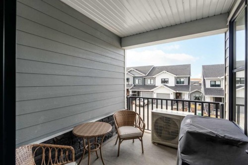 915 Crestridge Common Sw, Calgary, AB - Outdoor With Exterior