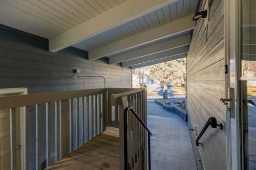 911 80 Avenue Sw, Calgary, AB -  With Deck Patio Veranda With Exterior