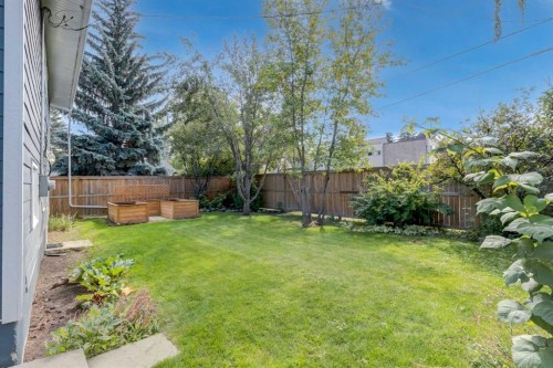 911 80 Avenue Sw, Calgary, AB - Outdoor