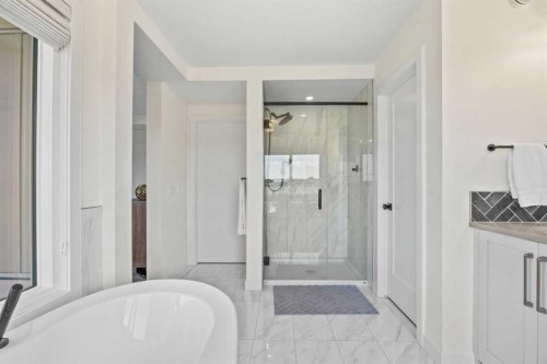 656 Bayview Way Sw, Airdrie, AB - Indoor