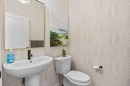 656 Bayview Way Sw, Airdrie, AB  - Indoor Photo Showing Bathroom 