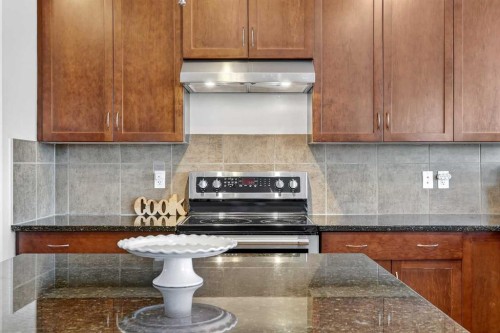 401 Mahogany Court Se, Calgary, AB - Indoor Photo Showing Kitchen