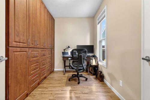 401 Mahogany Court Se, Calgary, AB - Indoor Photo Showing Office