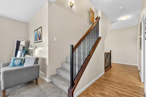 401 Mahogany Court Se, Calgary, AB - Indoor Photo Showing Other Room