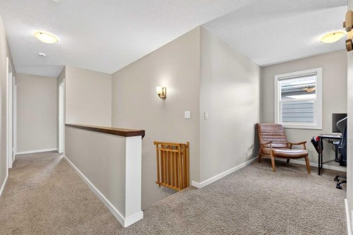 401 Mahogany Court Se, Calgary, AB - Indoor Photo Showing Other Room