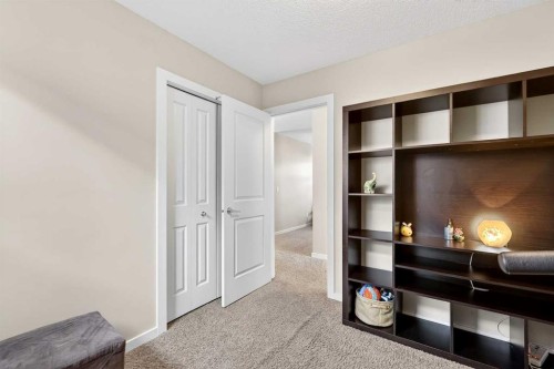401 Mahogany Court Se, Calgary, AB - Indoor