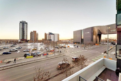 310-450 8 Avenue Se, Calgary, AB - Outdoor