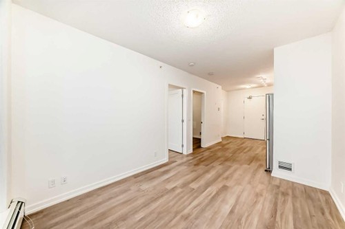 310-450 8 Avenue Se, Calgary, AB - Indoor Photo Showing Other Room