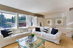 354 Brae Glen Road SW Calgary, AB T2W 1B6