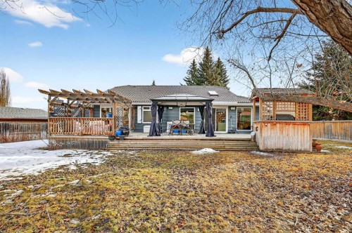 80 Oakmount Way Sw, Calgary, AB - Outdoor With Deck Patio Veranda
