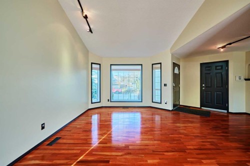 131 Arbour Wood Close Nw, Calgary, AB - Indoor Photo Showing Other Room