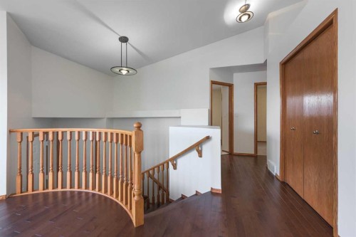 137 Arbour Ridge Heights Nw, Calgary, AB - Indoor Photo Showing Other Room