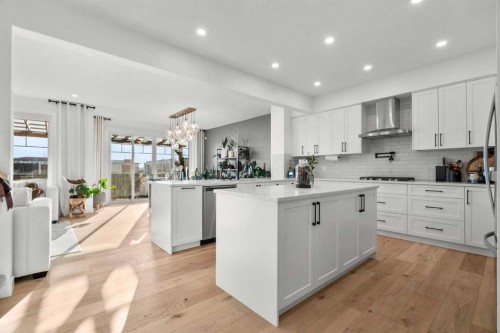 116 Ranchers View, Okotoks, AB - Indoor Photo Showing Kitchen With Upgraded Kitchen