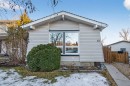 10 Deer Lane Bay Se, Calgary, AB  - Outdoor 