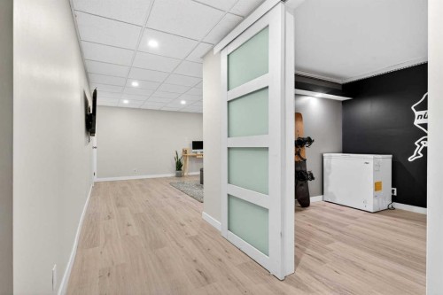 10 Deer Lane Bay Se, Calgary, AB - Indoor