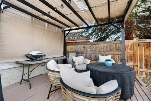 10 Deer Lane Bay Se, Calgary, AB - Outdoor With Deck Patio Veranda With Exterior