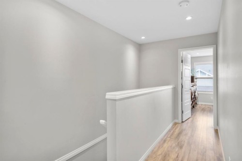 2001-280 Williamstown Close Nw, Airdrie, AB - Indoor Photo Showing Other Room