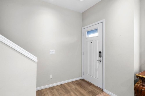 2001-280 Williamstown Close Nw, Airdrie, AB - Indoor Photo Showing Other Room