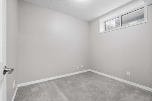 368 Redstone Drive Ne, Calgary, AB - Indoor Photo Showing Other Room