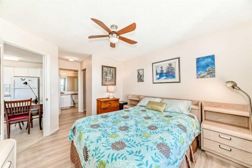 111-6900 Hunterview Drive Nw, Calgary, AB - Indoor Photo Showing Bedroom