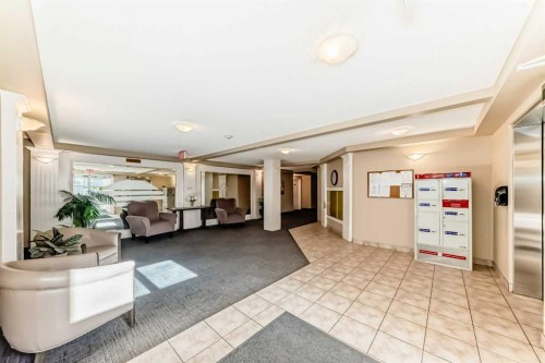 111-6900 Hunterview Drive Nw, Calgary, AB - Indoor