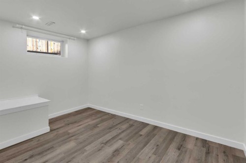 103 Canoe Square Sw, Airdrie, AB - Indoor Photo Showing Other Room