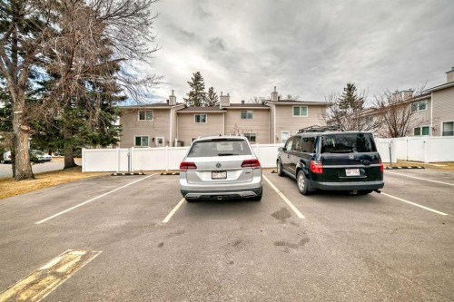 21 Woodfern Road Sw, Calgary, AB - Outdoor