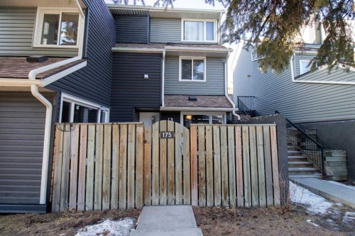 175-77 Glamis Green Sw, Calgary, AB - Outdoor With Exterior