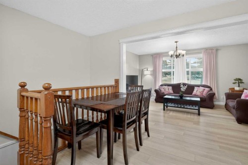 3503 42 Street Ne, Calgary, AB - Indoor