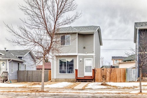 131 Taradale Drive Ne, Calgary, AB - Outdoor