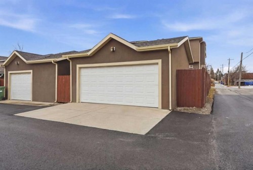 110 26 Avenue Ne, Calgary, AB - Outdoor With Exterior