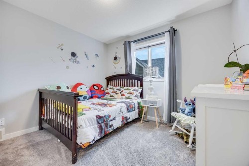 137 Amery Crest, Crossfield, AB - Indoor Photo Showing Bedroom