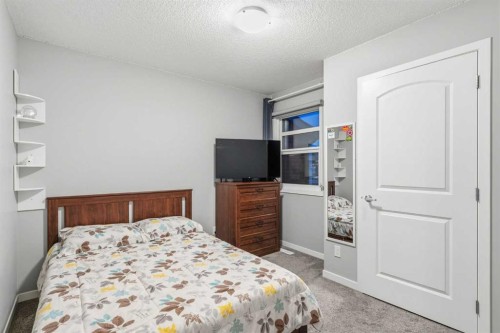 43 Seton Rise Se, Calgary, AB - Indoor Photo Showing Bedroom