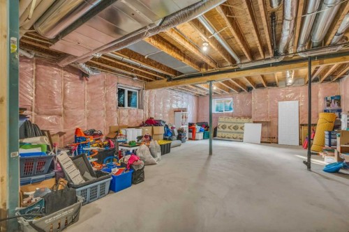35 Versant View Sw, Calgary, AB - Indoor Photo Showing Basement