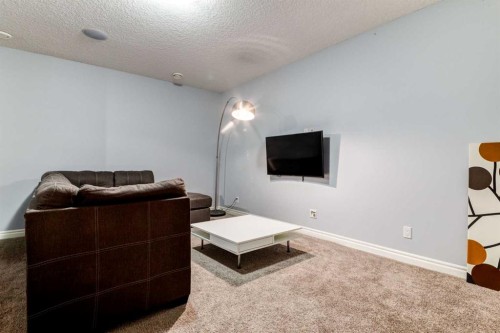 14 Marquis Heights Se, Calgary, AB - Indoor