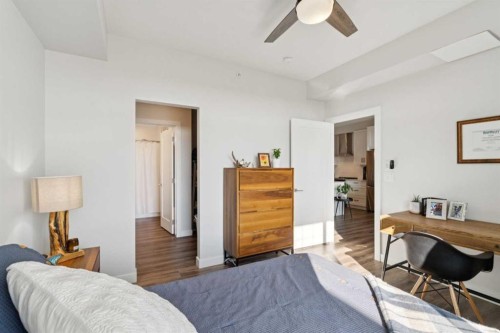 417-400 Auburn Meadows Common Se, Calgary, AB - Indoor Photo Showing Bedroom