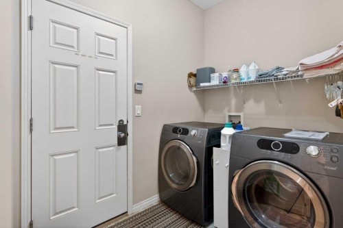 627 Auburn Bay Heights Se, Calgary, AB - Indoor Photo Showing Laundry Room