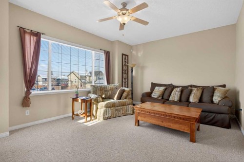 627 Auburn Bay Heights Se, Calgary, AB - Indoor Photo Showing Living Room