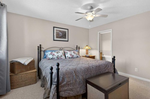627 Auburn Bay Heights Se, Calgary, AB - Indoor Photo Showing Bedroom
