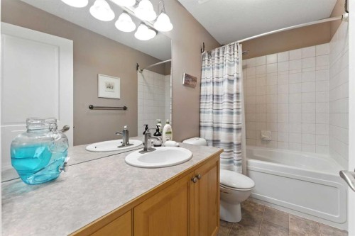 37 Thomas Street Nw, Langdon, AB - Indoor Photo Showing Bathroom