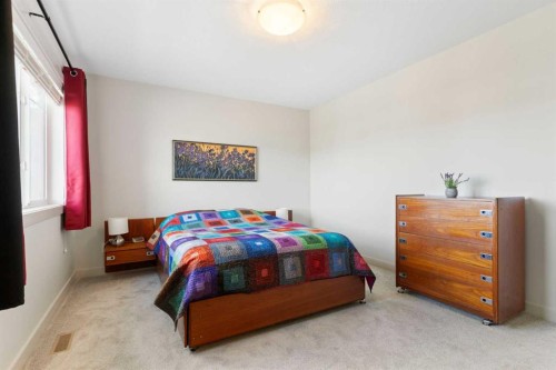 167 Fireside Drive, Cochrane, AB - Indoor Photo Showing Bedroom