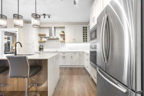108-100 Auburn Meadows Common Se, Calgary, AB - Indoor Photo Showing Kitchen With Upgraded Kitchen